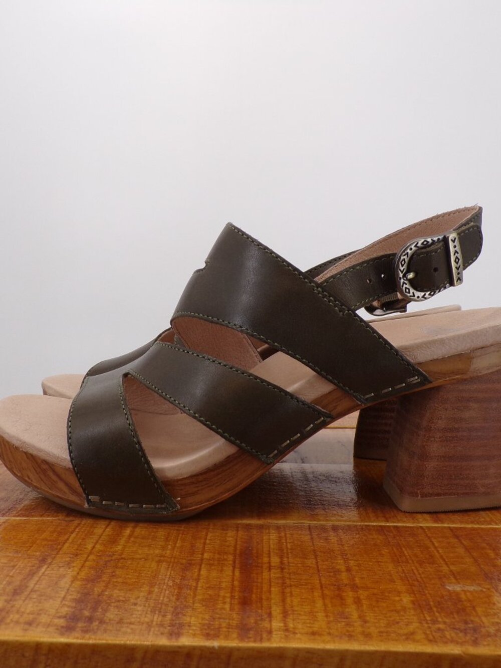 Dansko Heeled Sandals Sling Back Strap Green Women's 38 US 7 - 7.5 - Picture 3 of 11